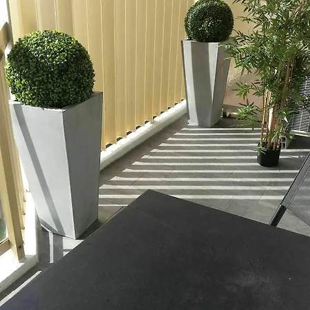 Brand New Super Center Apartment Cannes